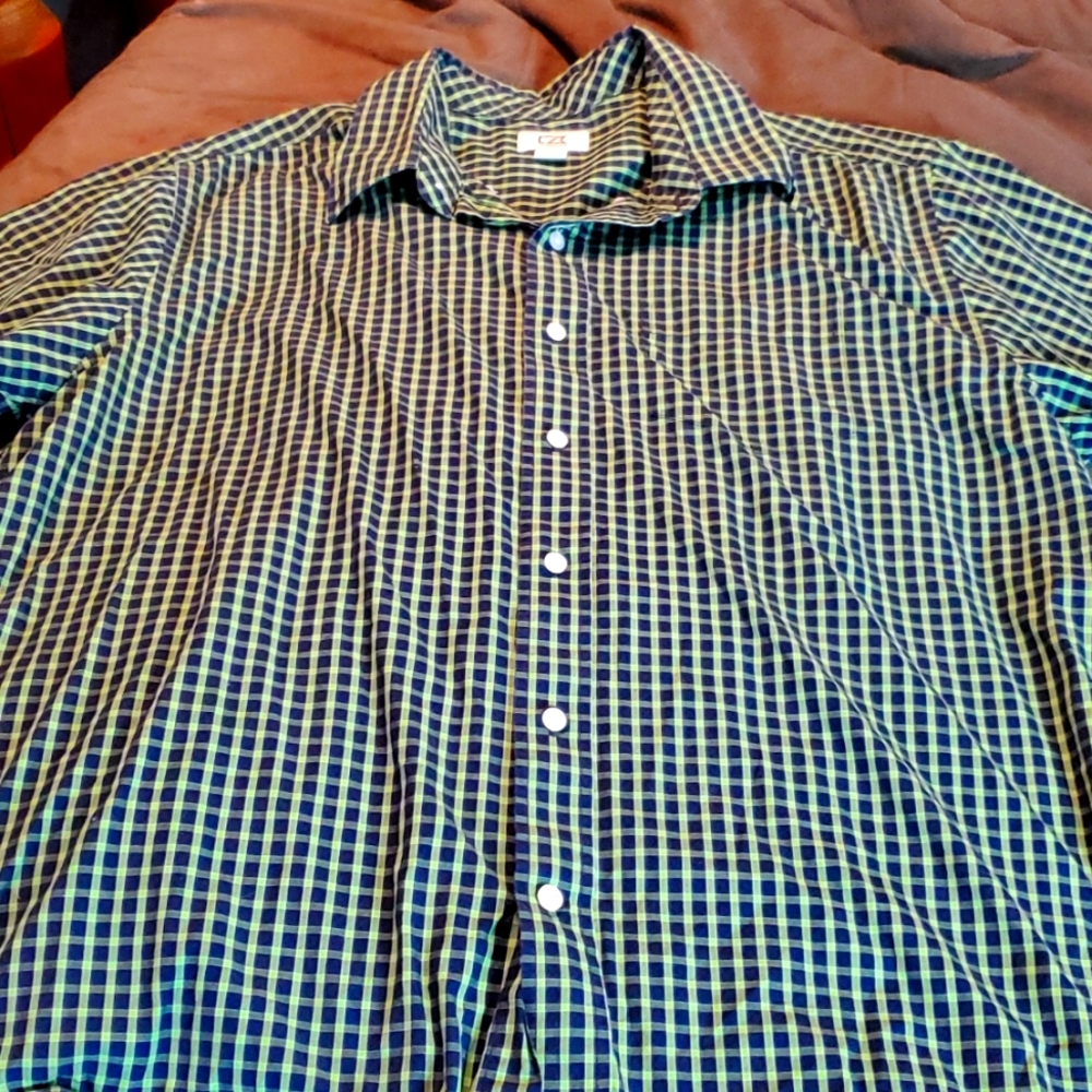 Cutter and Buck plaid short sleeved shirt